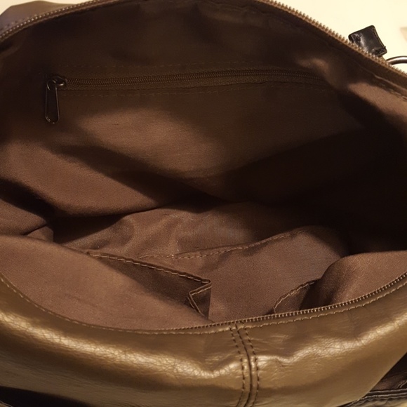 Super soft and pretty purse - Picture 7 of 7